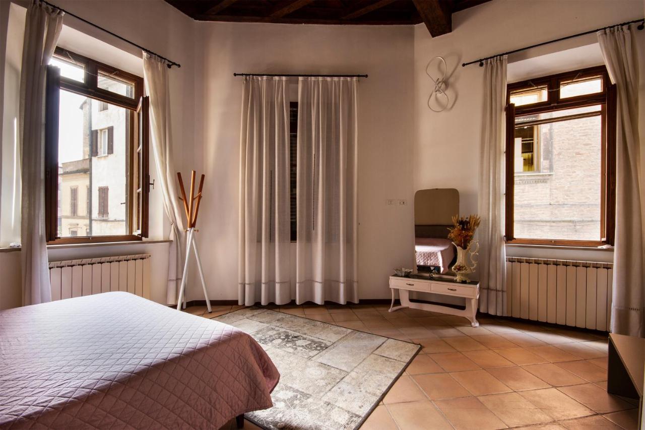 Casalonghi Apartment Mantova Bagian luar foto